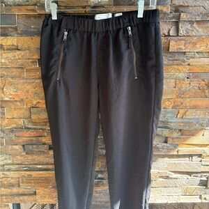 Sleek Black Trousers with Zipper Details